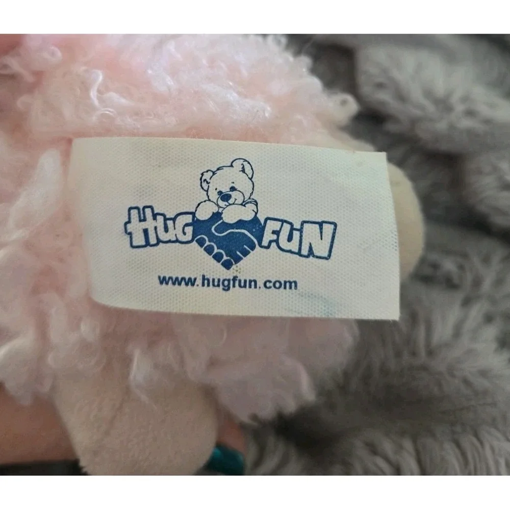 Hugfun Pink Llama 8